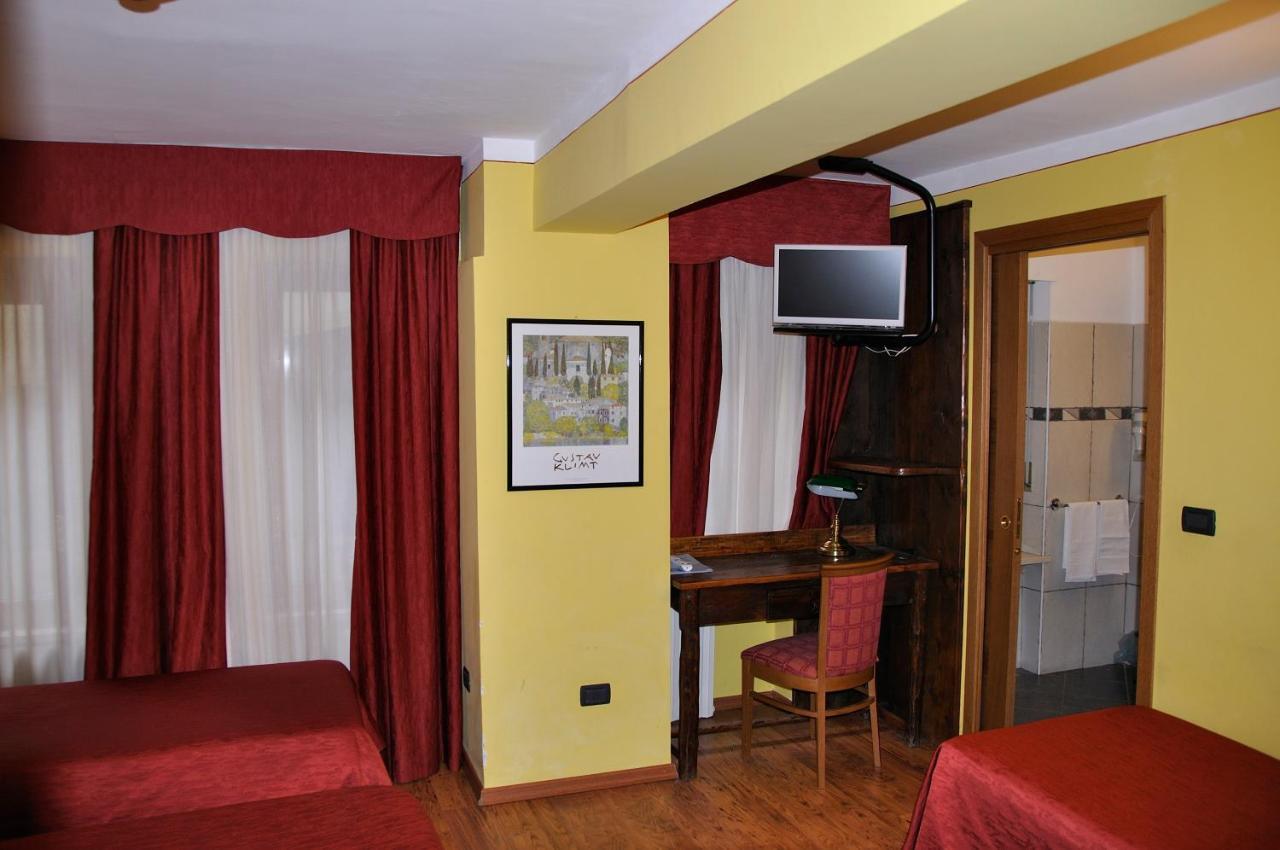 Hotel Sud Ovest Sestriere Kültér fotó